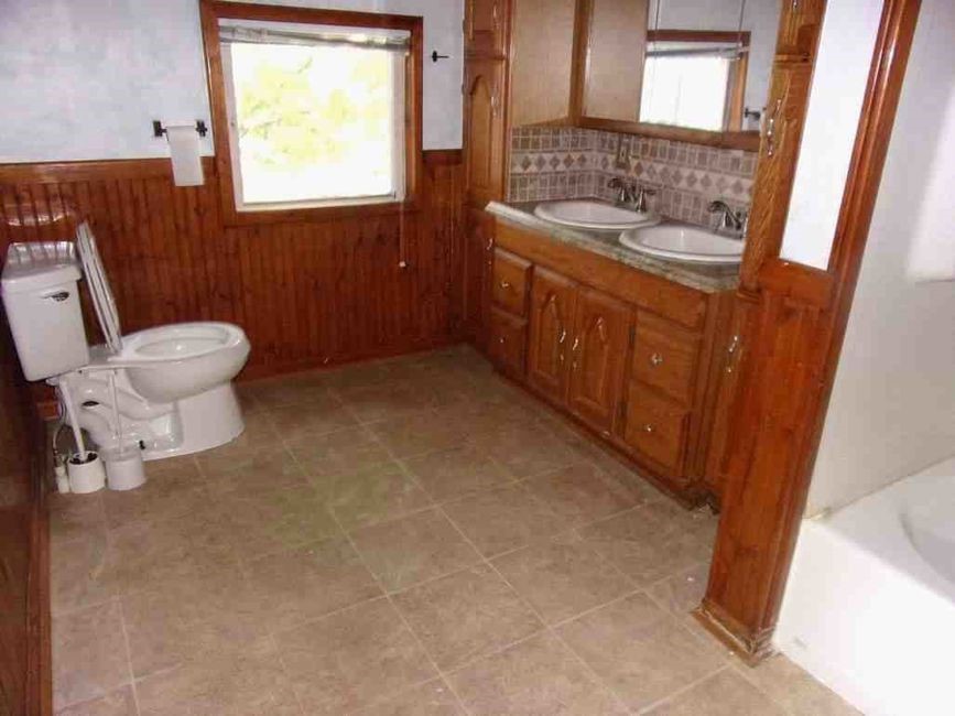 710 S Magnolia Street Property Photo 10