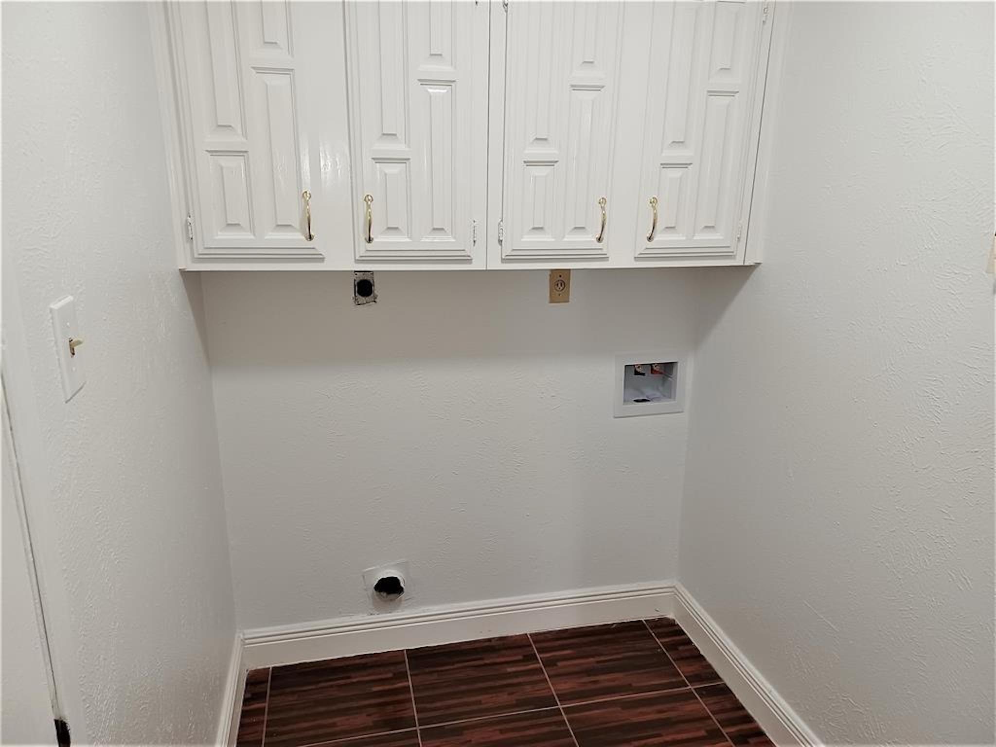 2011 Fall Meadow Drive Property Photo 20