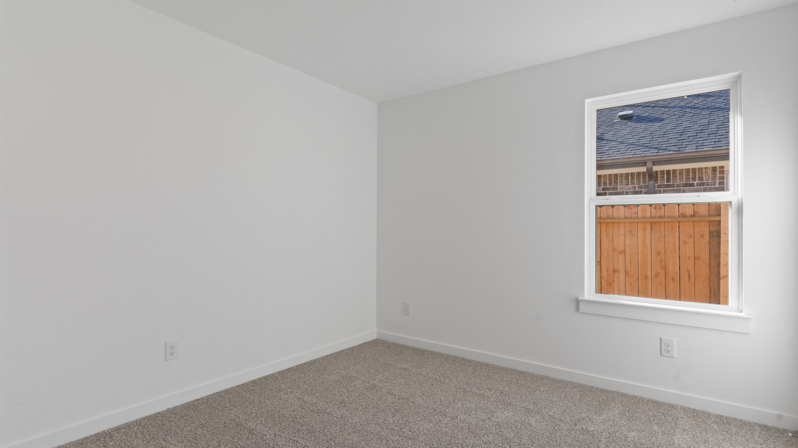 9418 Madison Property Photo 26
