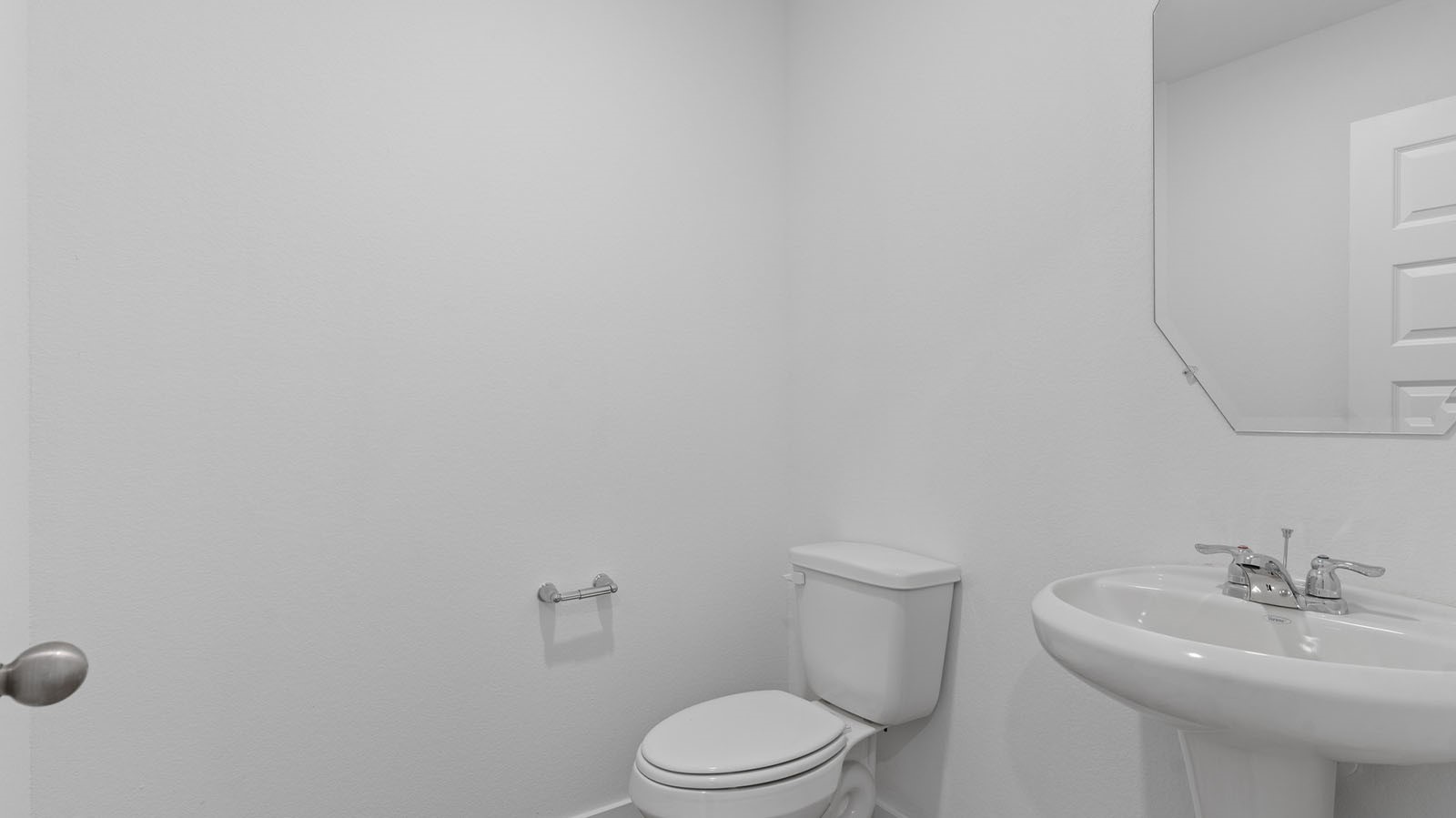 9418 Madison Property Photo 27