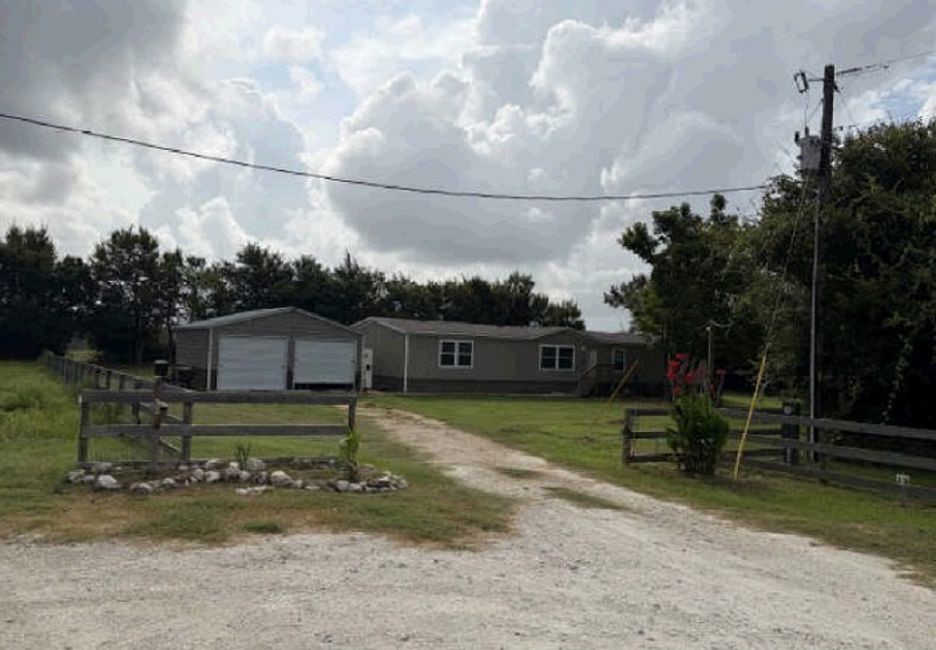 384 Red Fox Road Property Photo 1