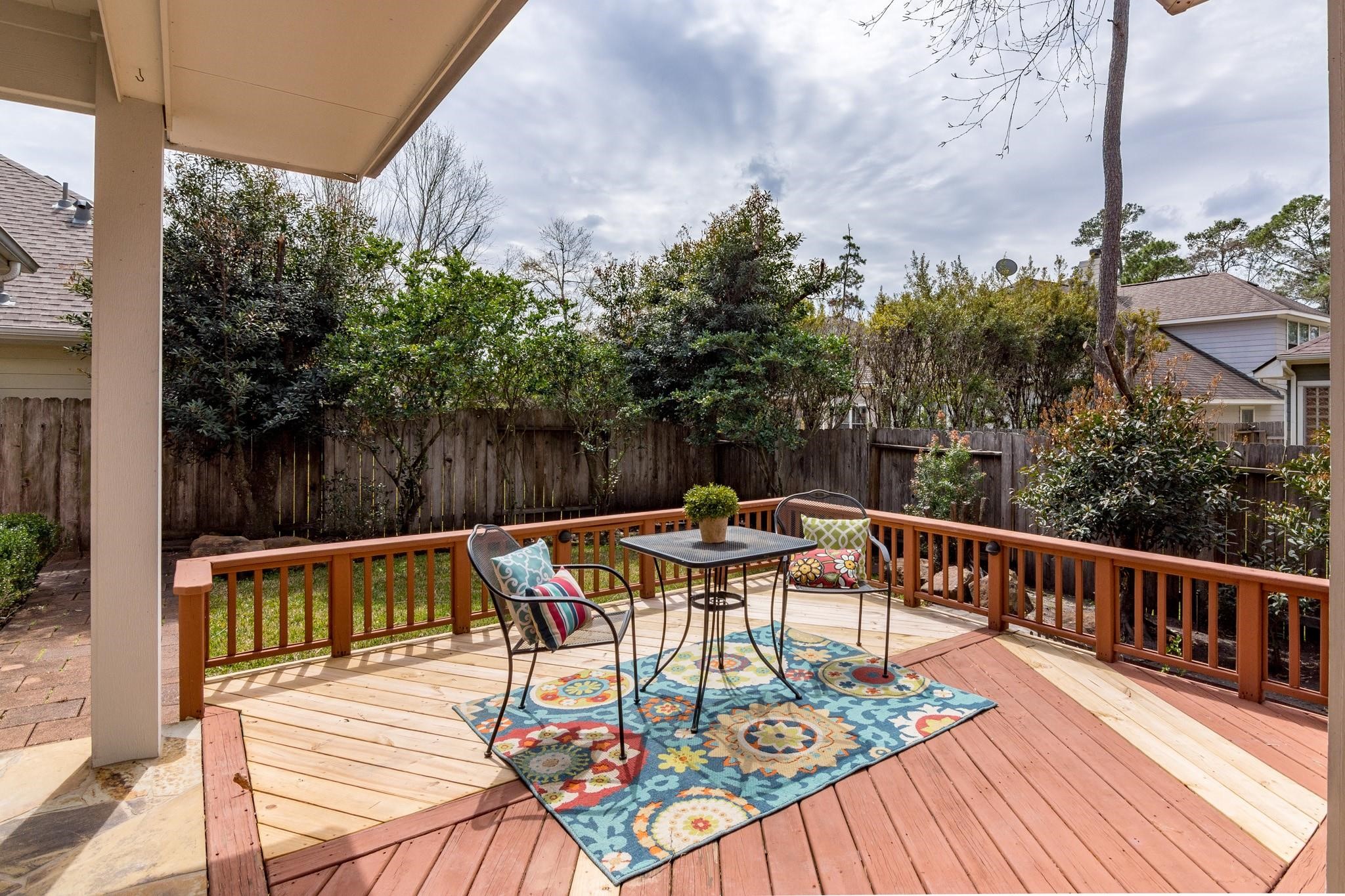 27 S Mews Wood Court Property Photo 44