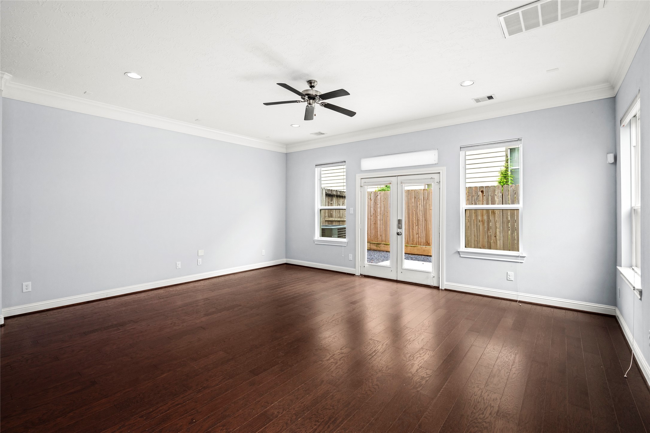1611 Summer Street B Property Photo 12