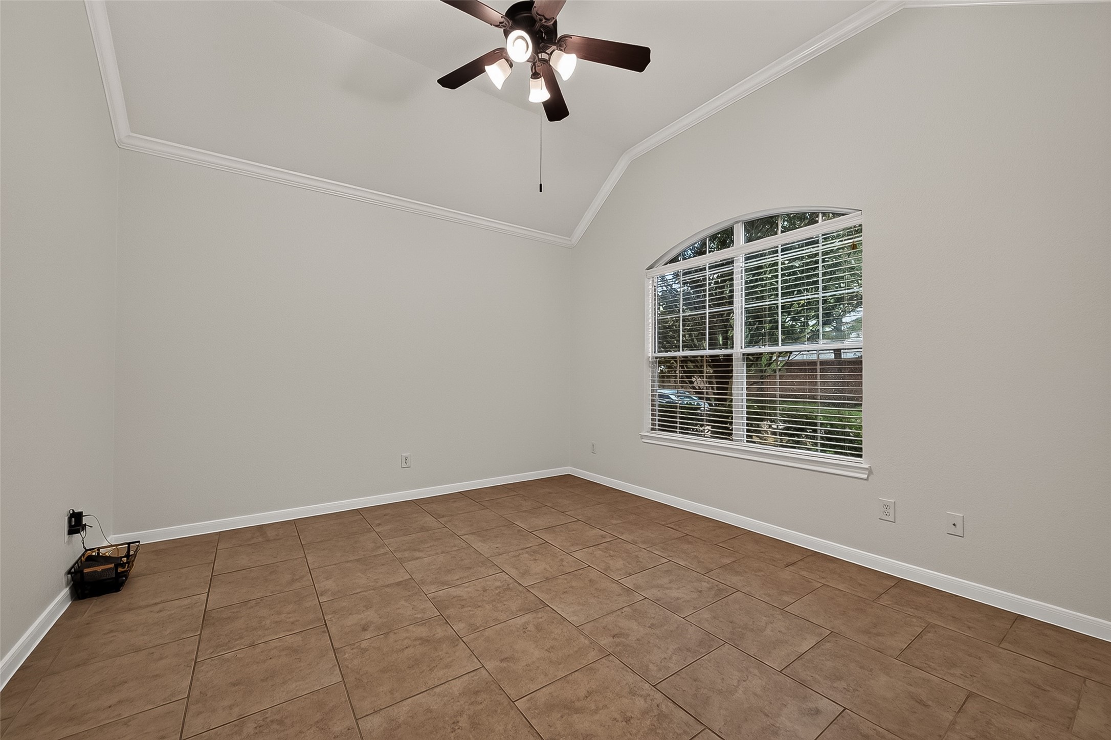 9810 Aubrey Hills Lane Property Photo 12