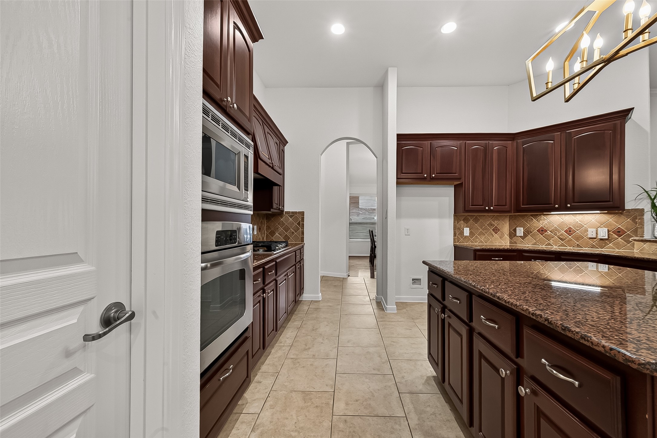 9810 Aubrey Hills Lane Property Photo 14