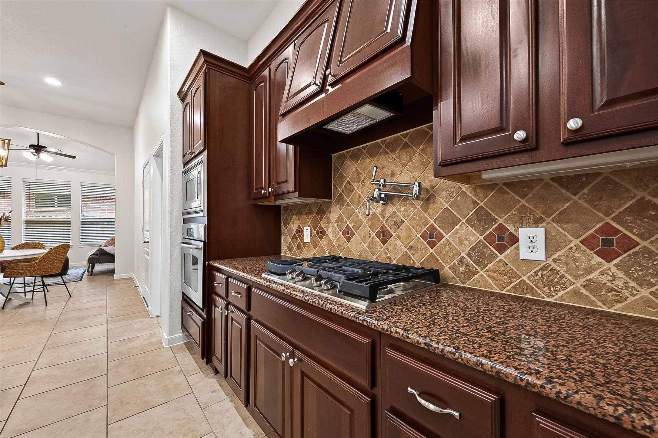 9810 Aubrey Hills Lane Property Photo 20