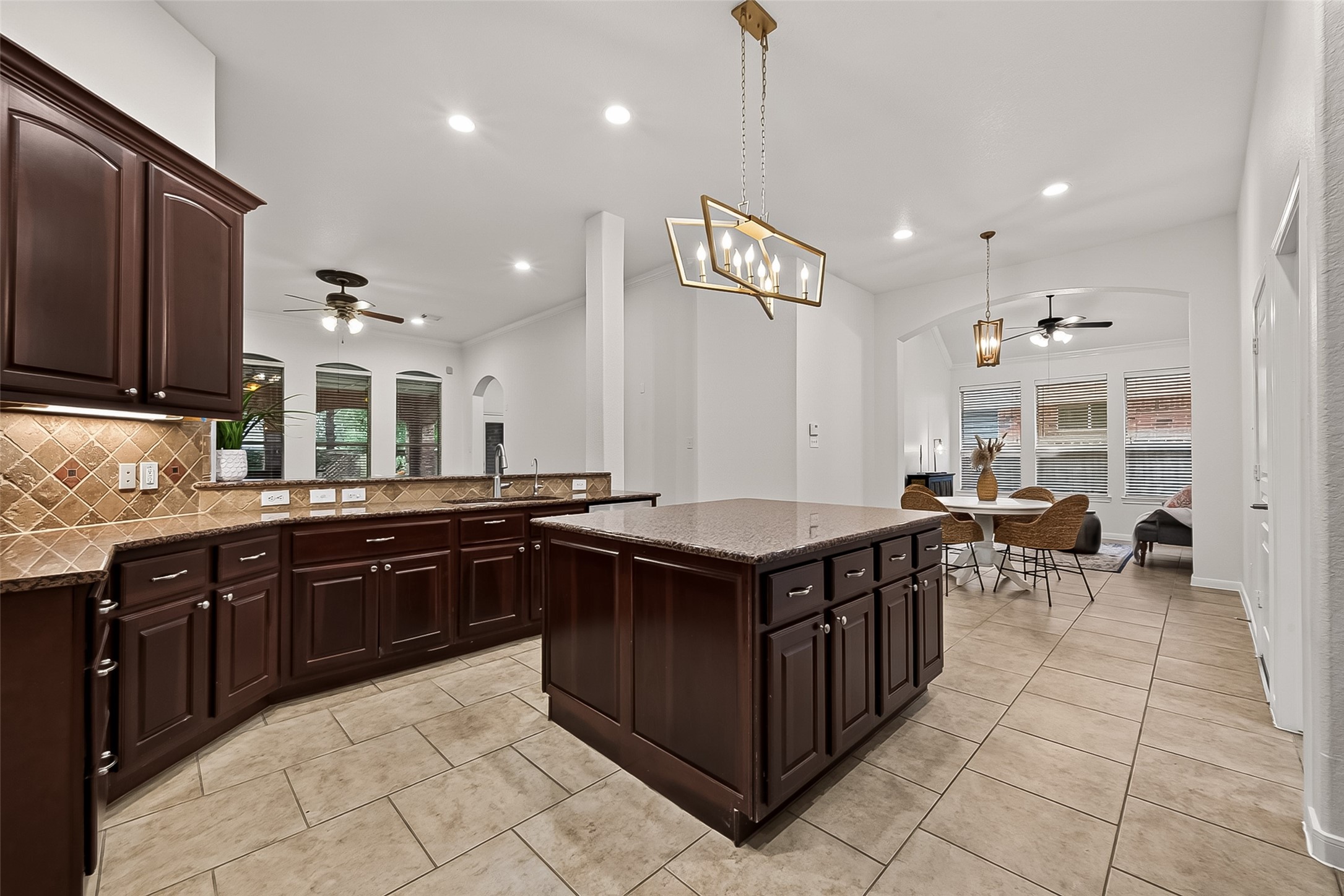 9810 Aubrey Hills Lane Property Photo 21