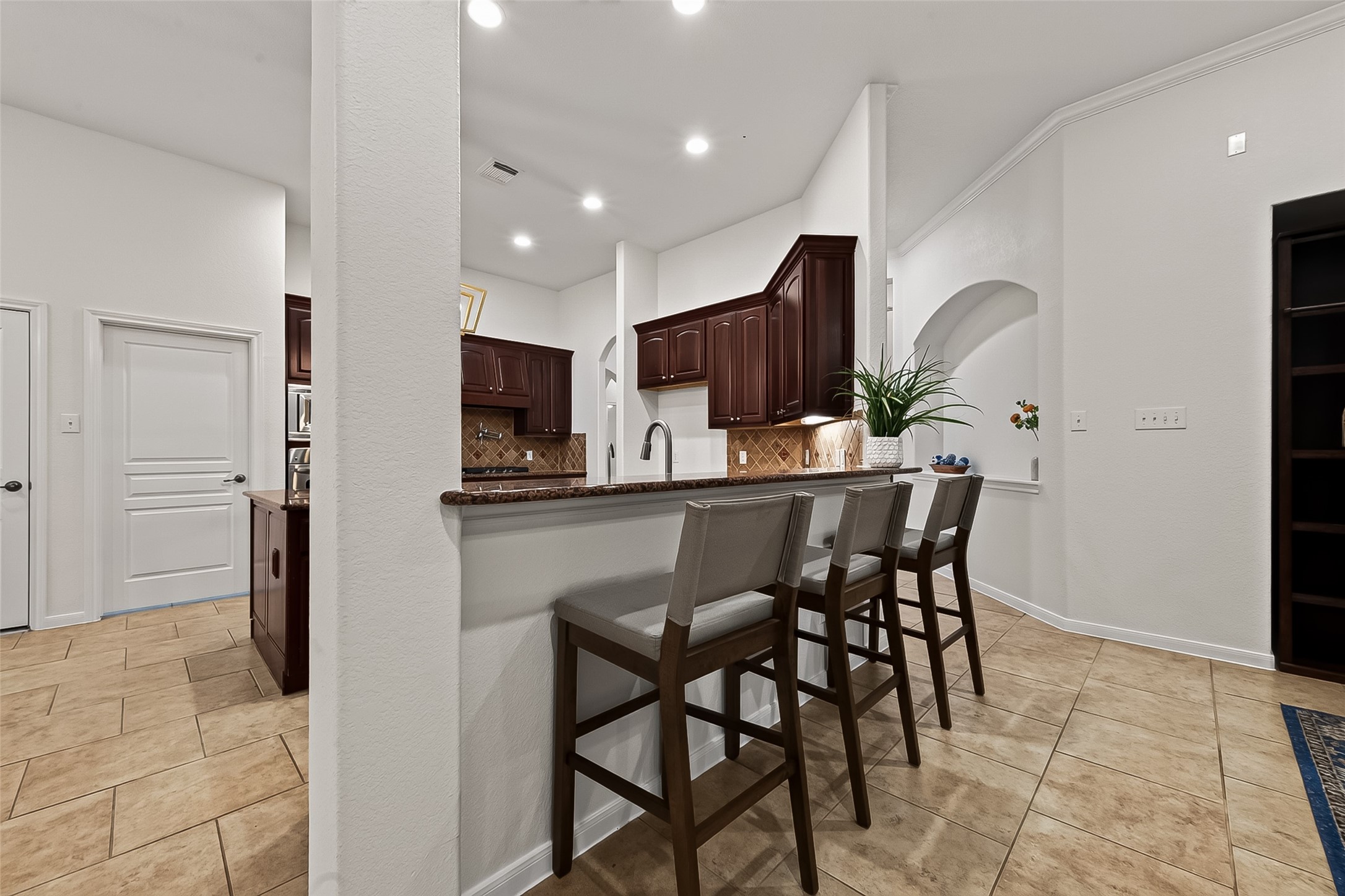9810 Aubrey Hills Lane Property Photo 26