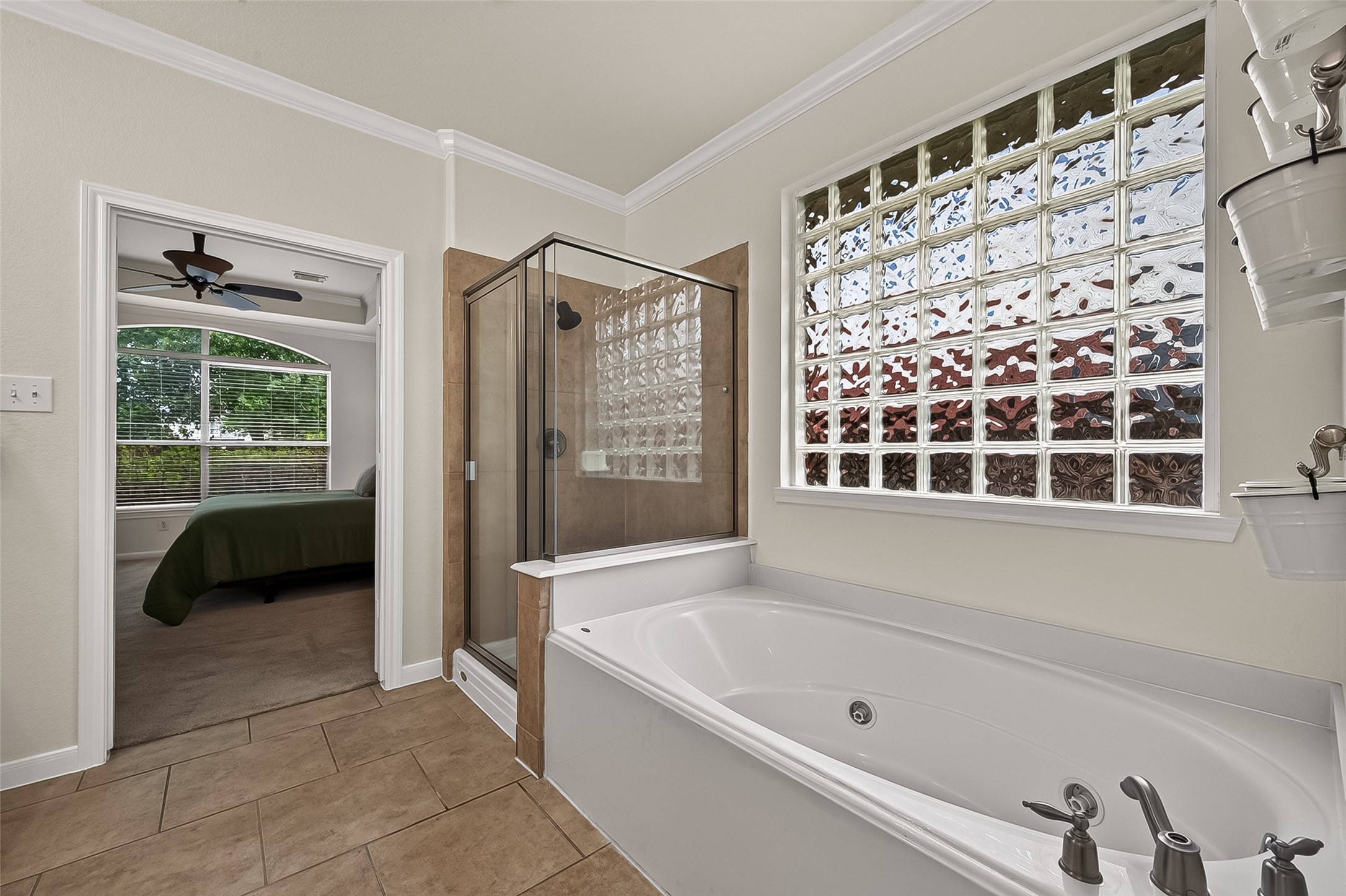 9810 Aubrey Hills Lane Property Photo 34