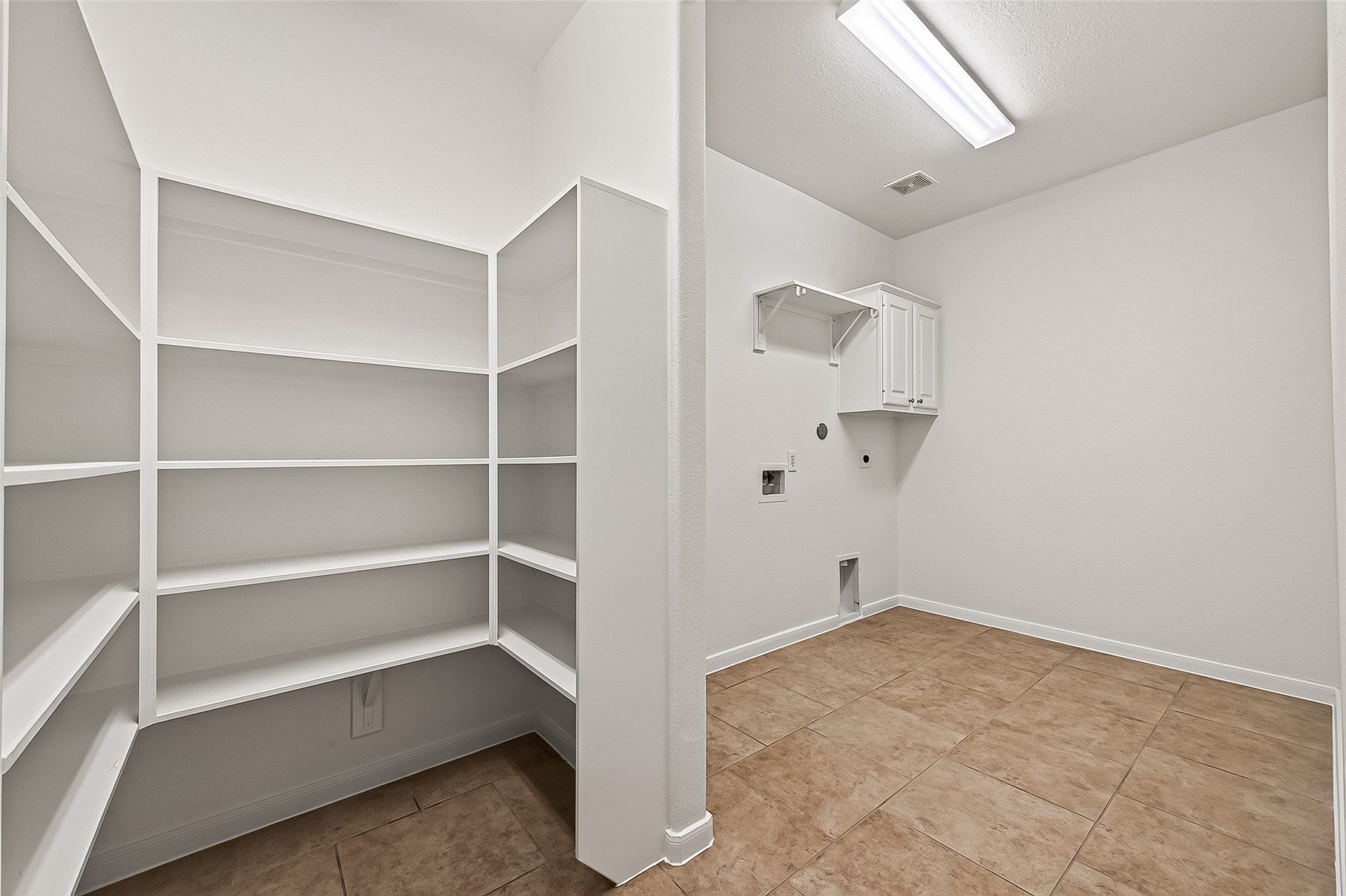 9810 Aubrey Hills Lane Property Photo 45