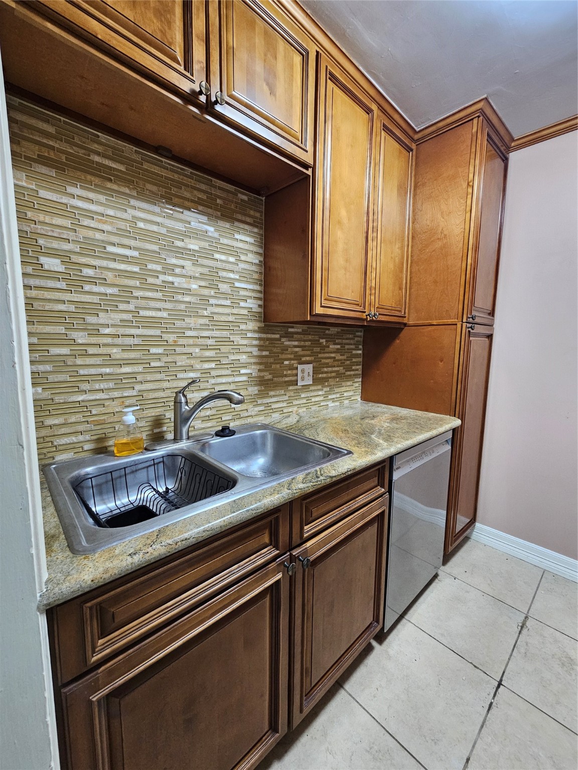 2507 Montrose Boulevard 12 Property Photo 2