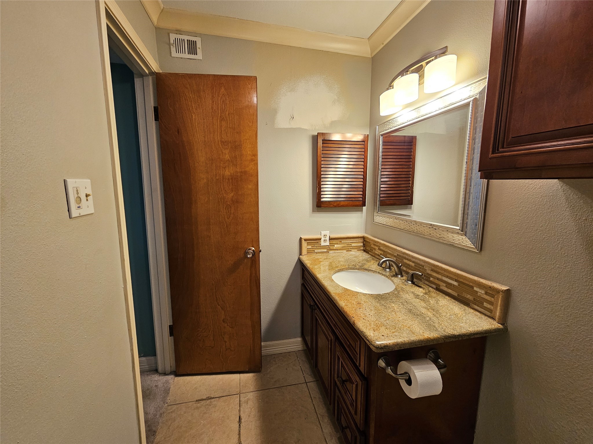2507 Montrose Boulevard 12 Property Photo 16