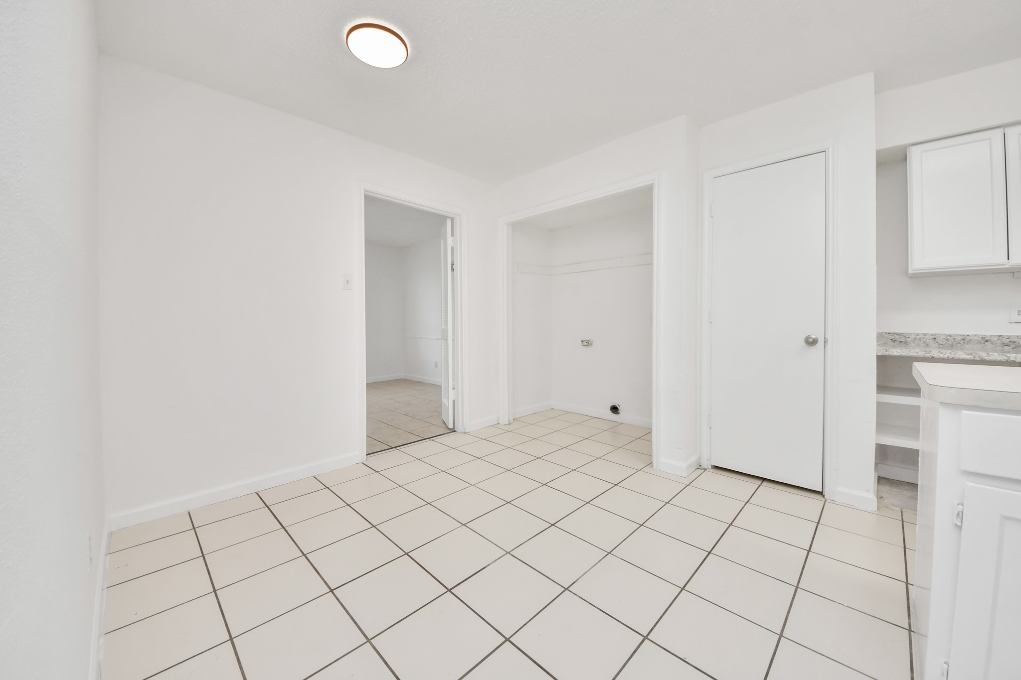 15534 Weldon Drive Property Photo 15