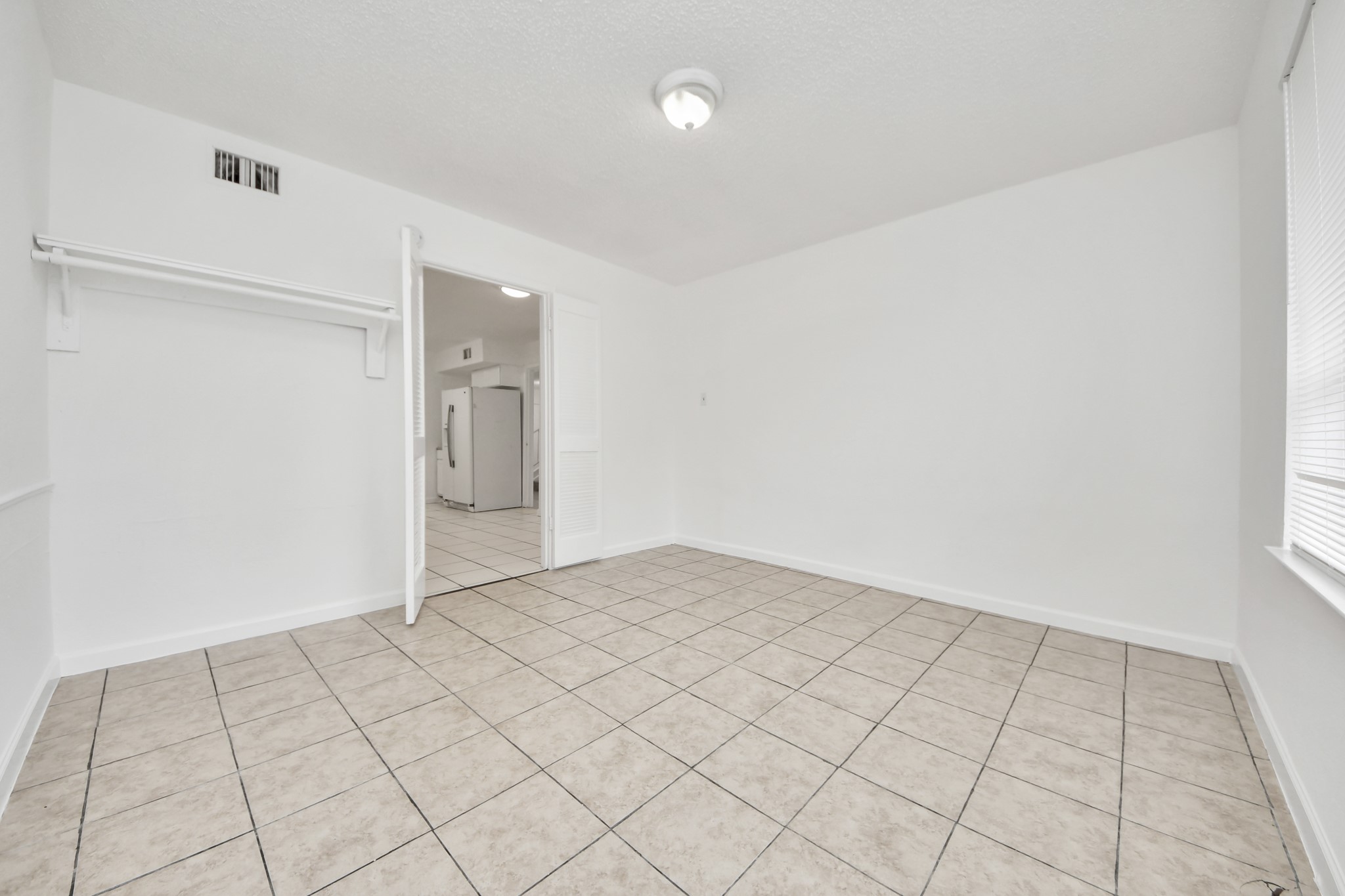 15534 Weldon Drive Property Photo 18