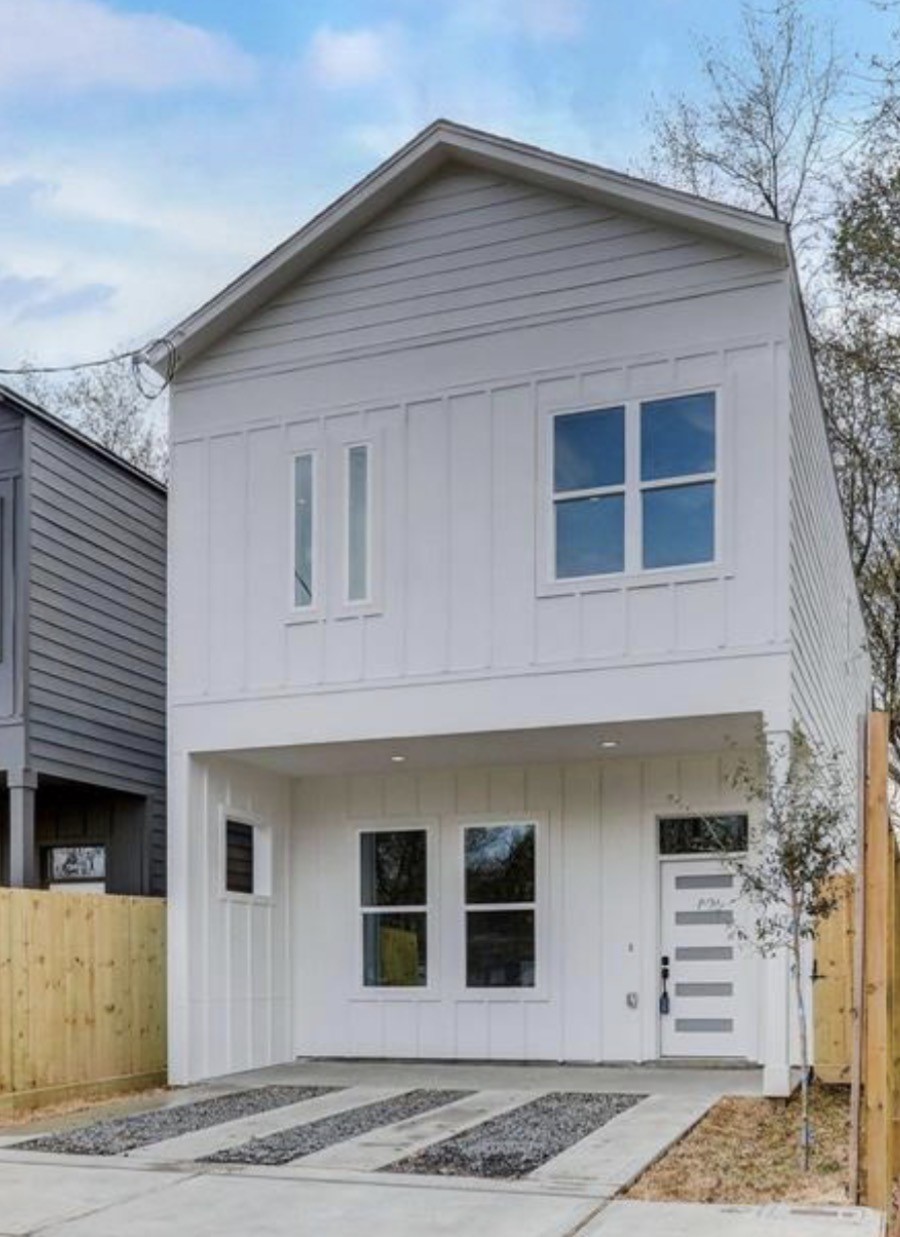 1217 Dewalt Street Property Photo 4