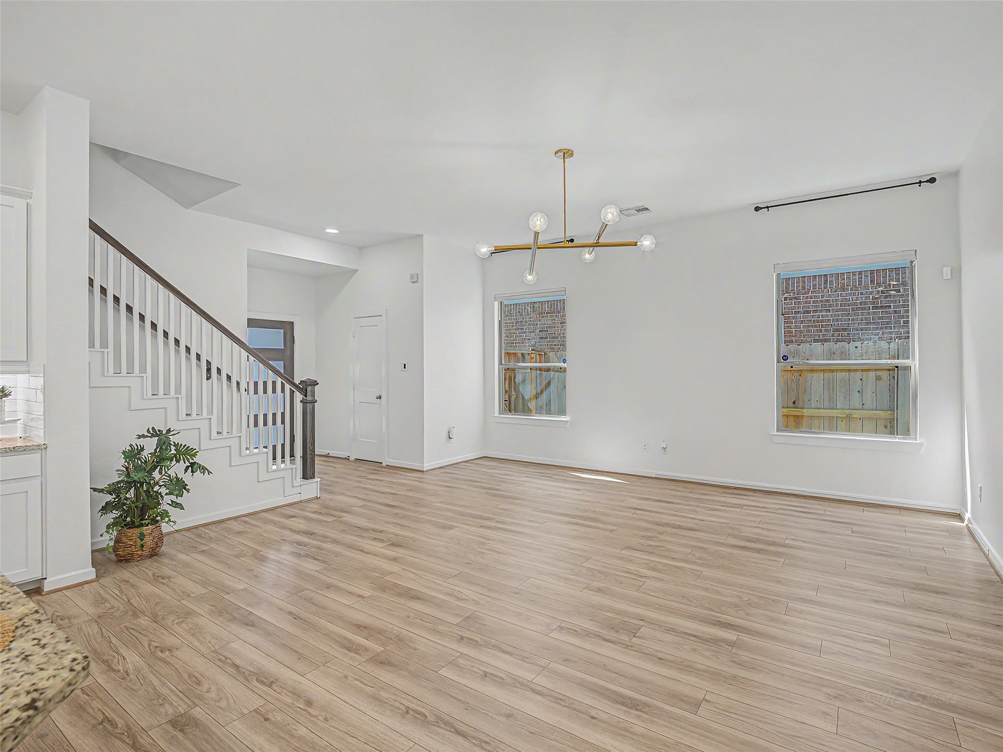6019 Dovetail Cliff Court Property Photo 8