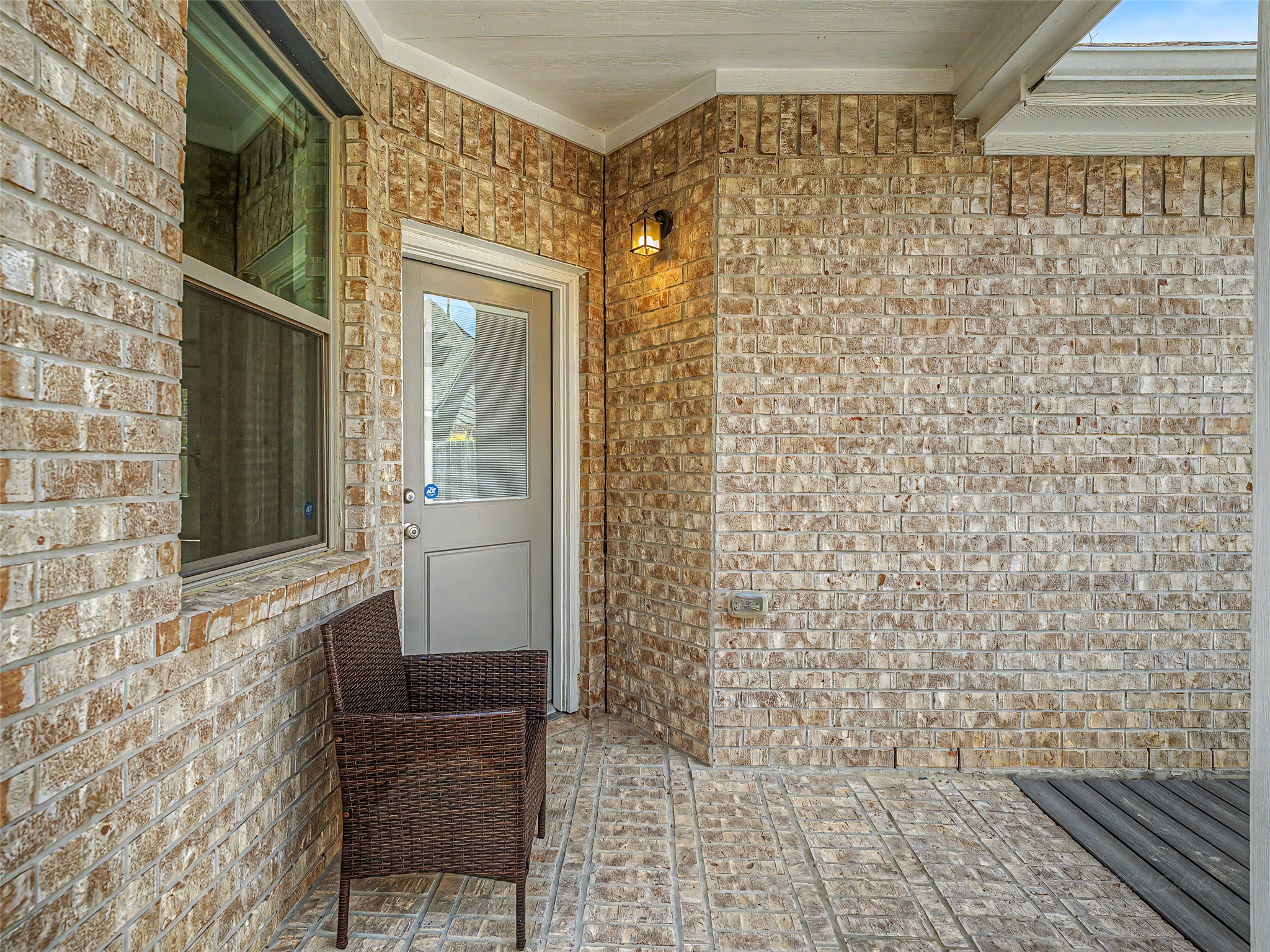 6019 Dovetail Cliff Court Property Photo 32