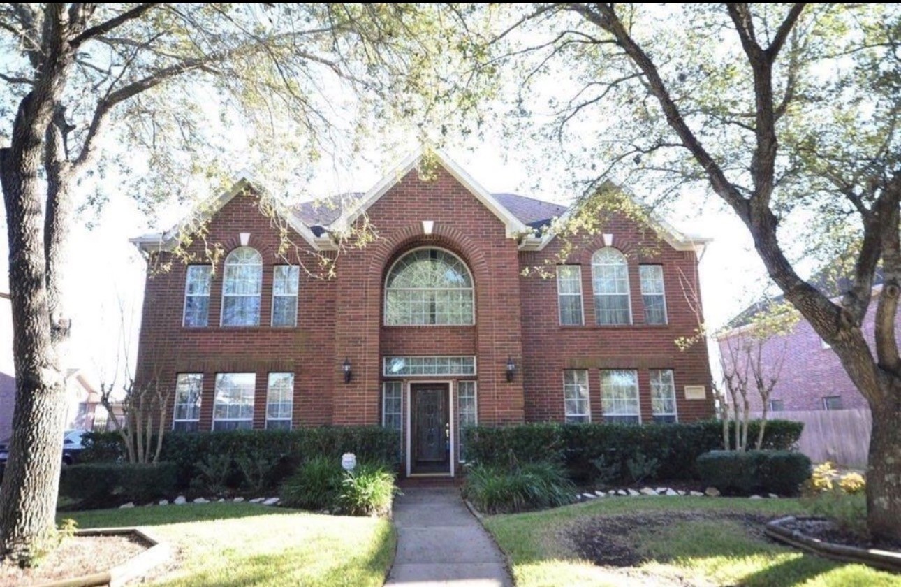 4319 Greystone Way Property Photo 1
