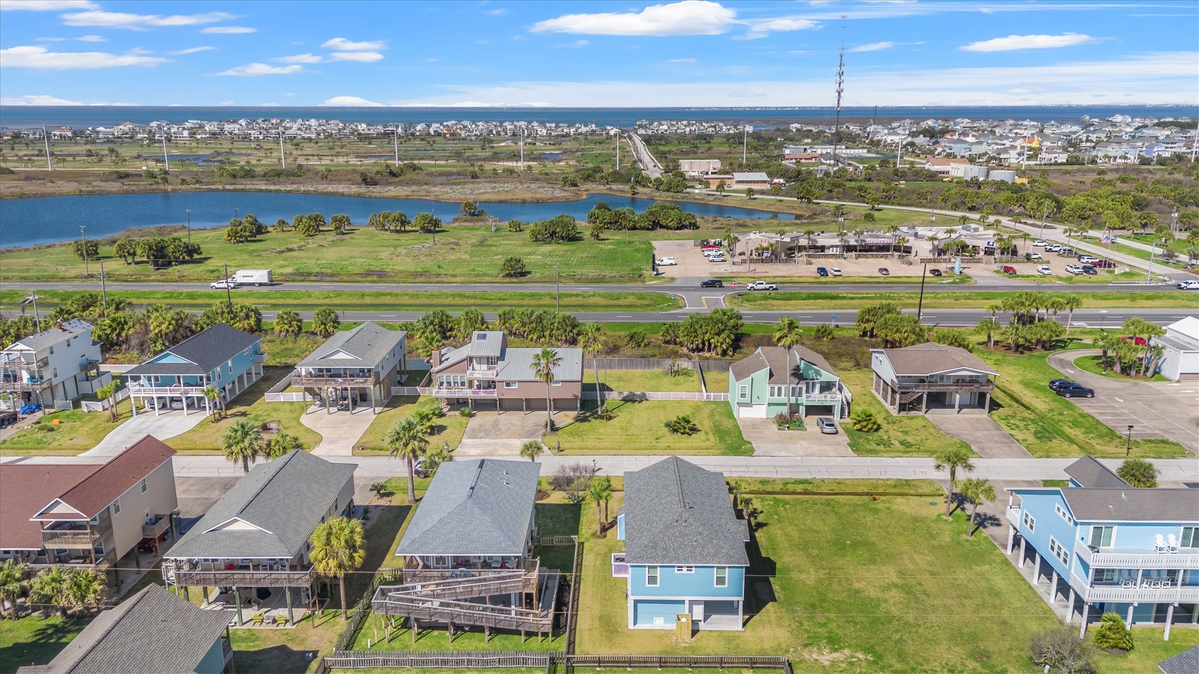 13731 Mutiny Lane Property Photo 8