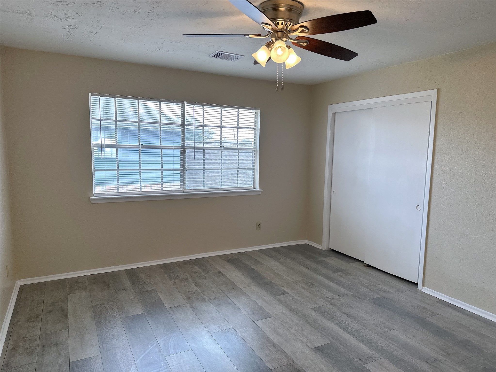 6518 S Briar Bayou Drive Property Photo 18