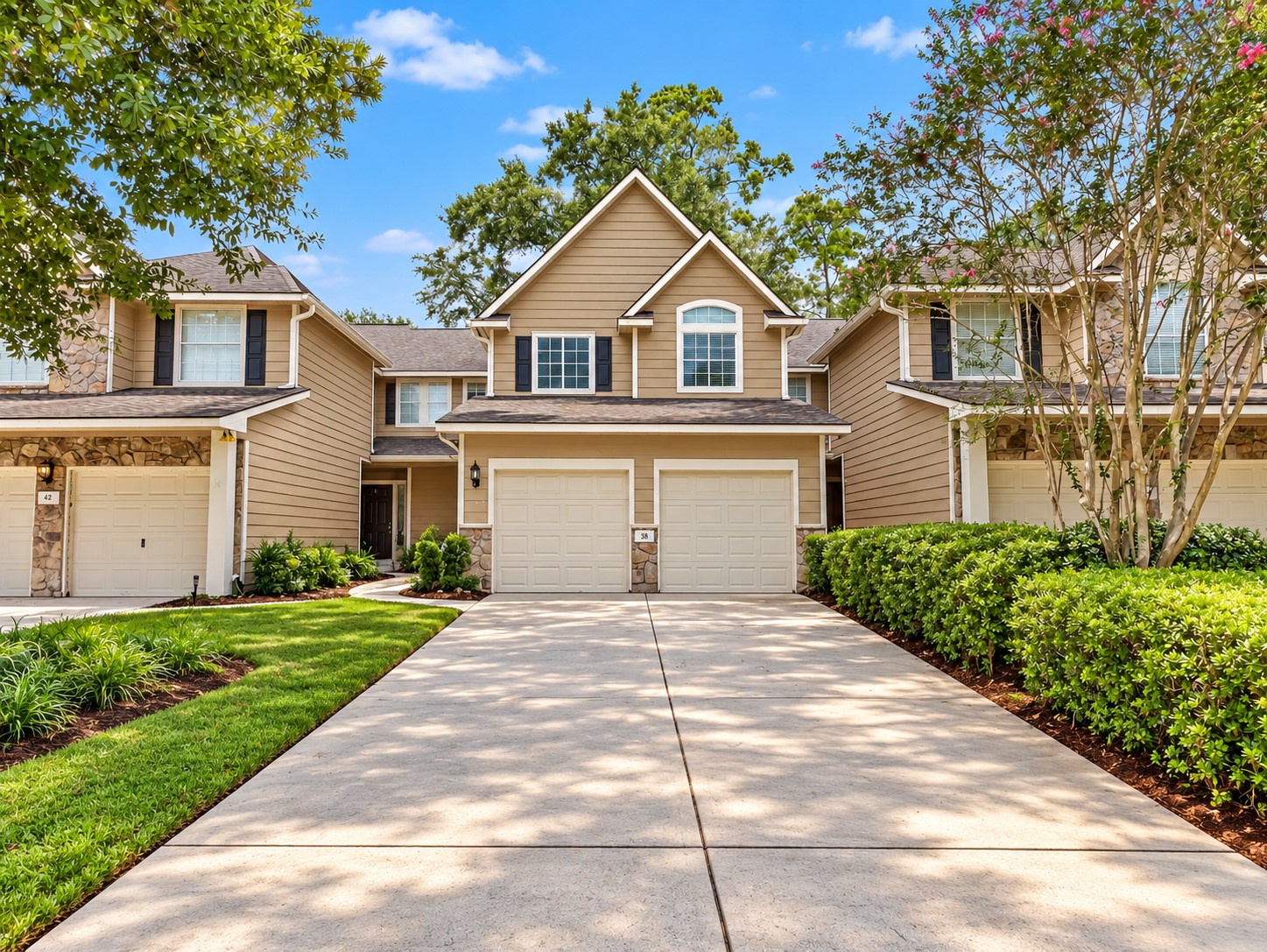 38 Scotch Pine Court Property Photo 1