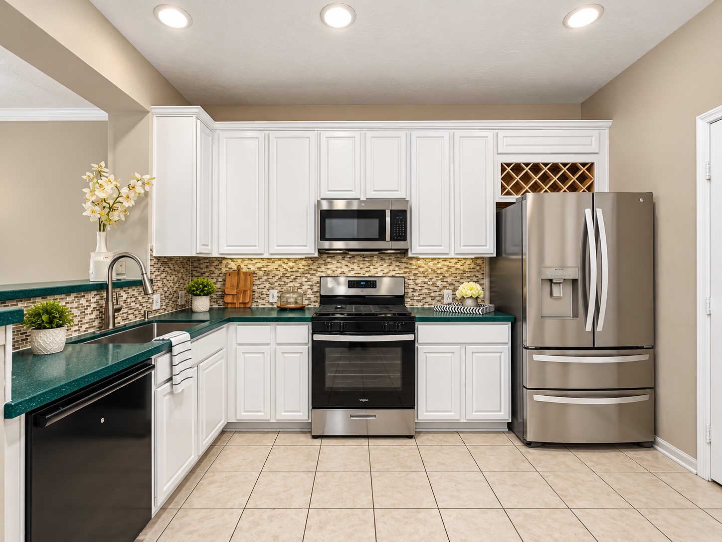 38 Scotch Pine Court Property Photo 16