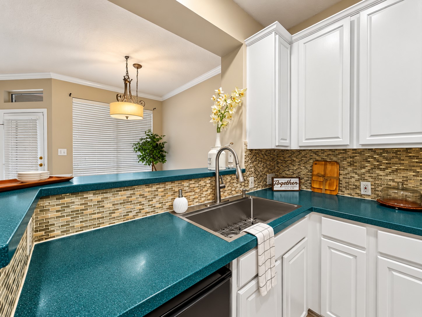 38 Scotch Pine Court Property Photo 19
