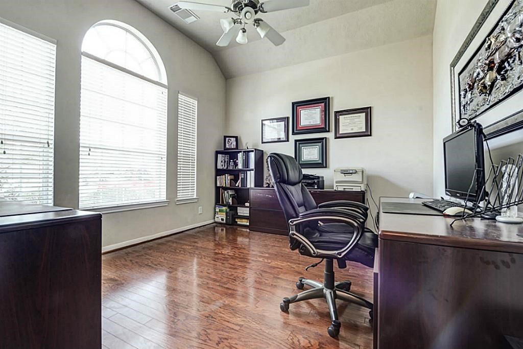 17415 Memorial Blossom Dr Property Photo 3