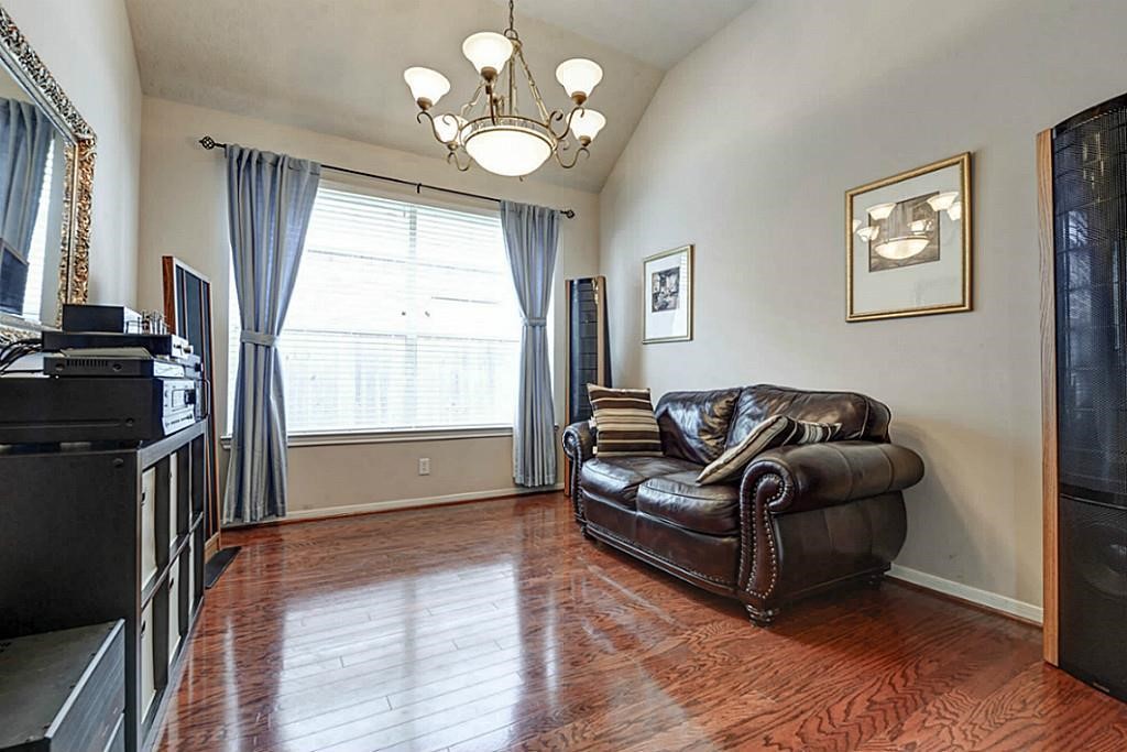 17415 Memorial Blossom Dr Property Photo 5