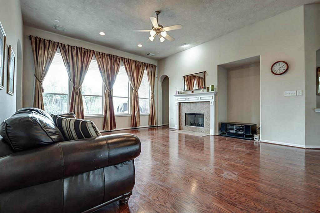 17415 Memorial Blossom Dr Property Photo 10