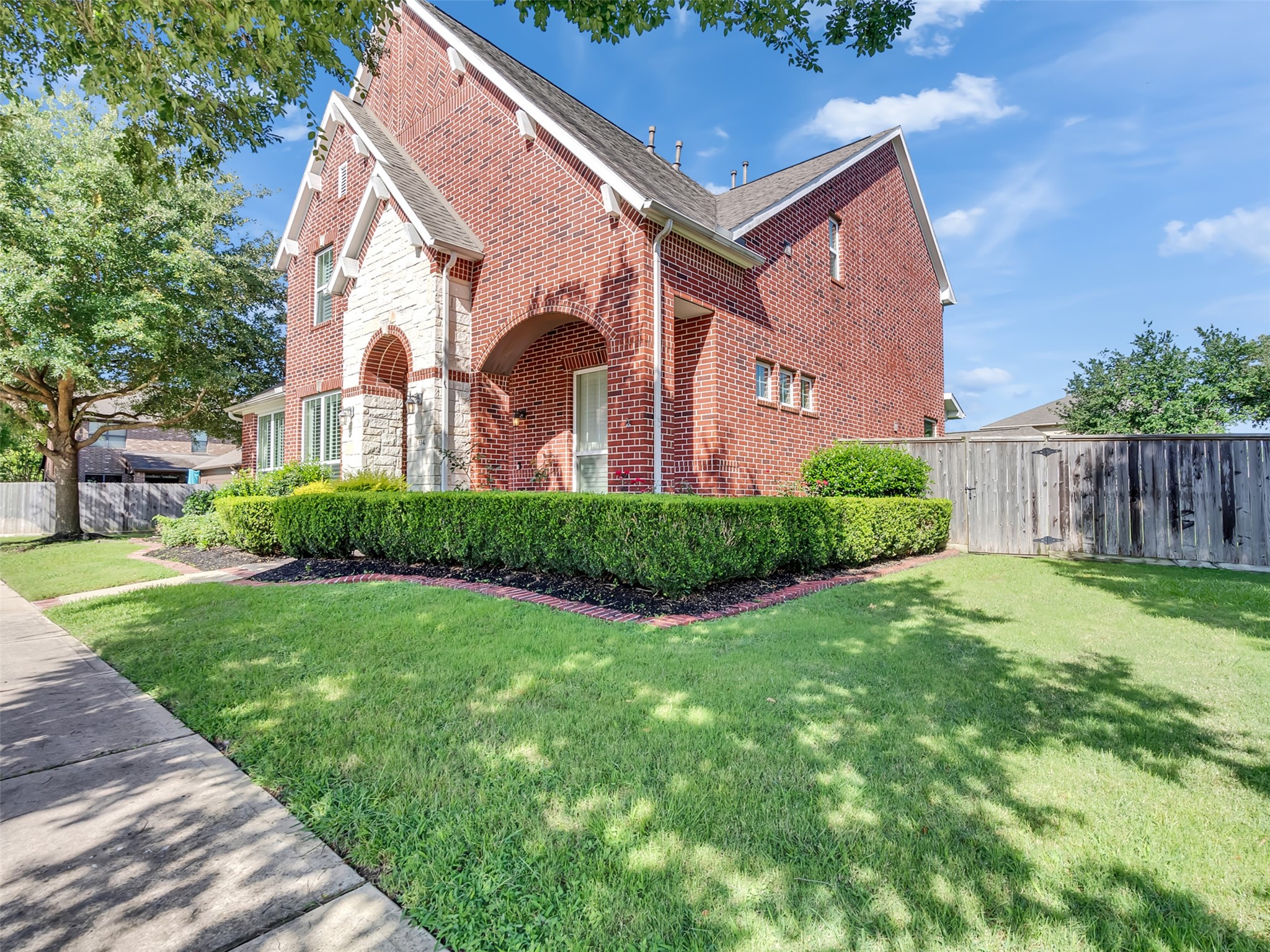 5342 Tyler Park Lane Property Photo 4