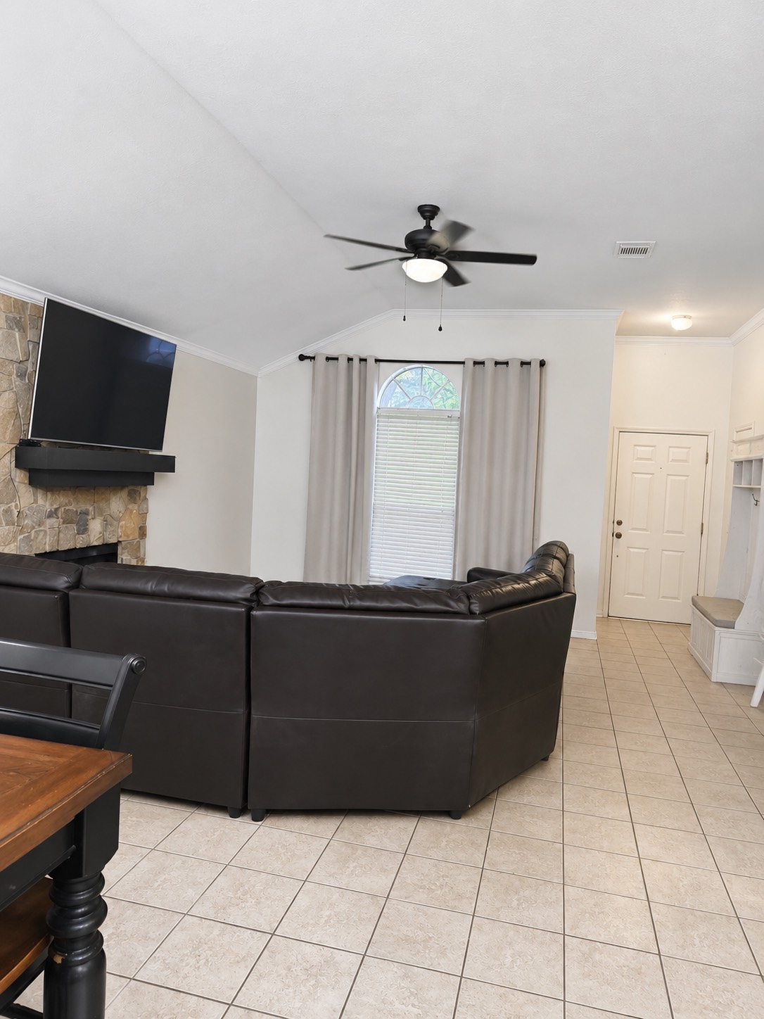 6427 Hunterstone Court Property Photo 2