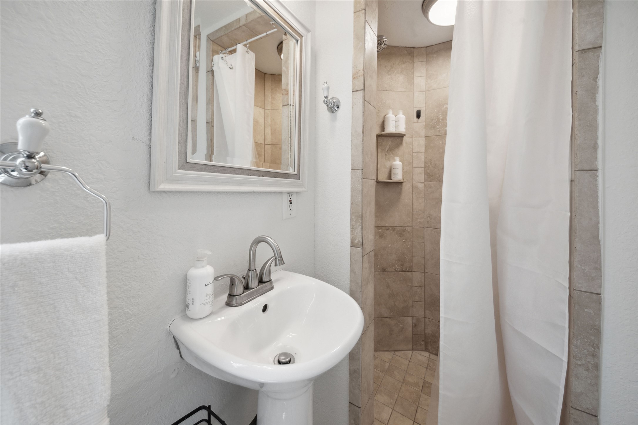 1105 Tulane Street B Property Photo 22