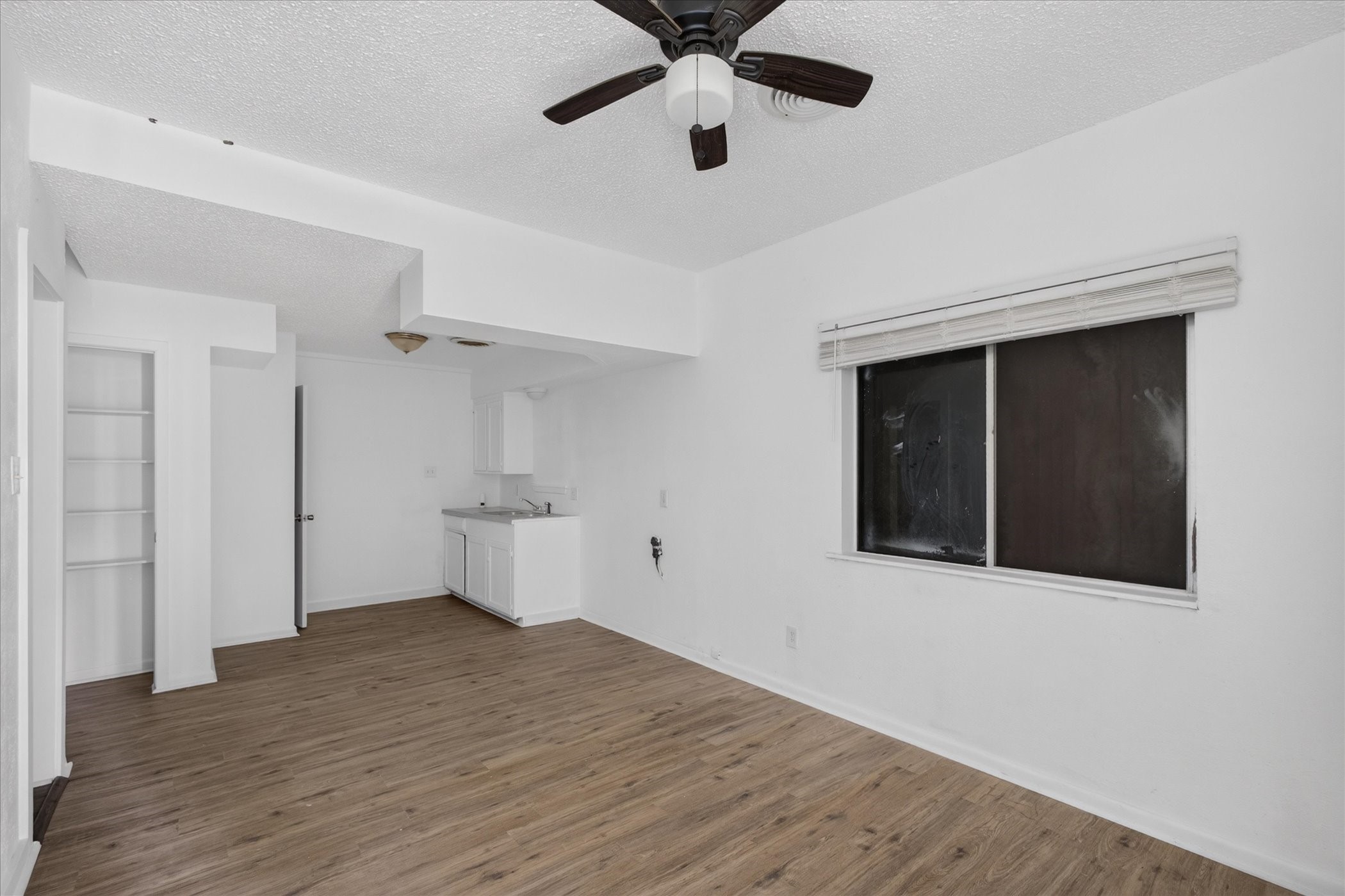 242 Bishop Property Photo 17