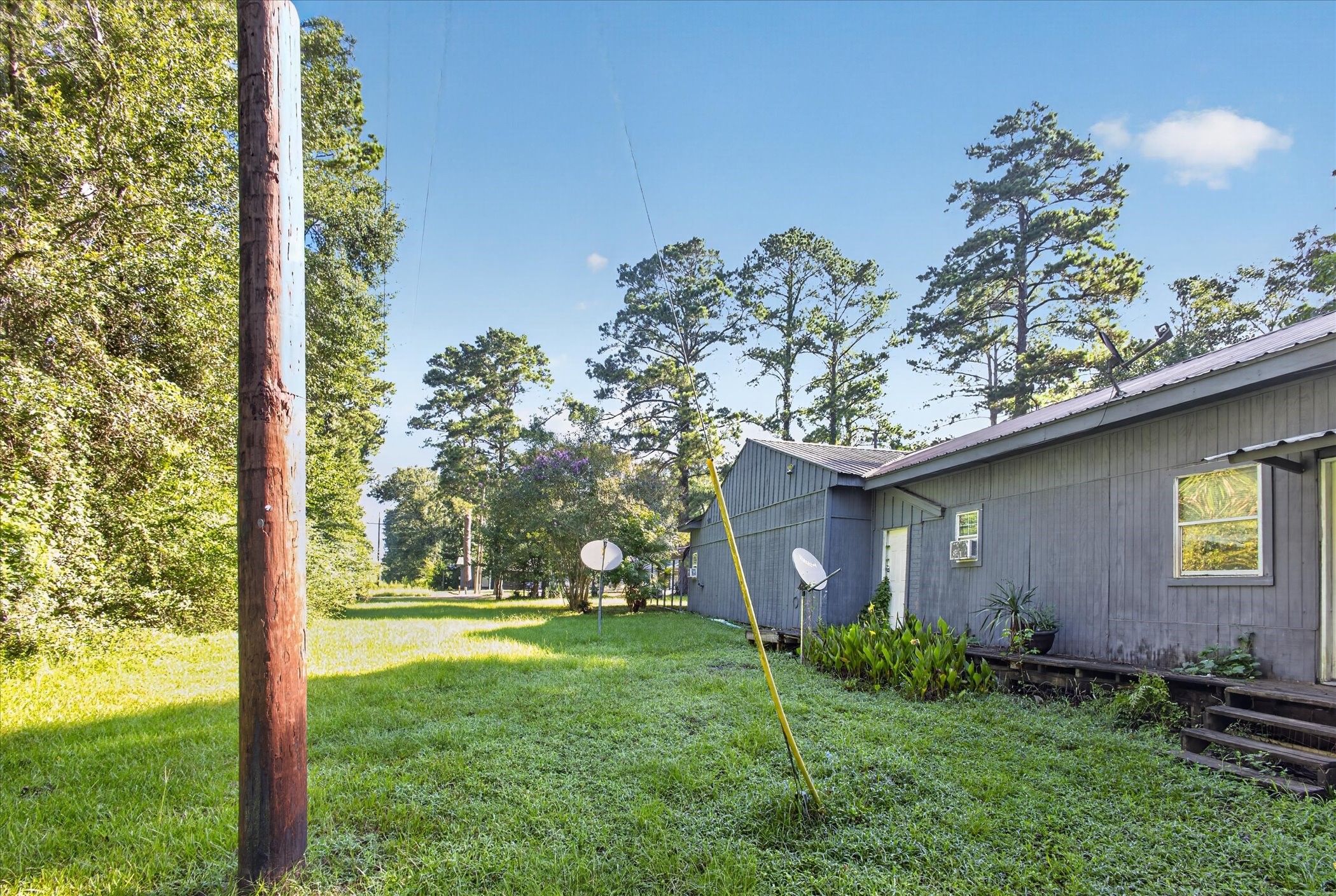 242 Bishop Property Photo 30