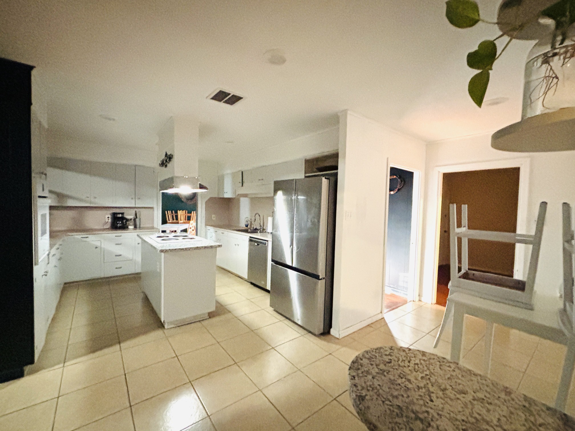 4901 Timber Lane Property Photo 6