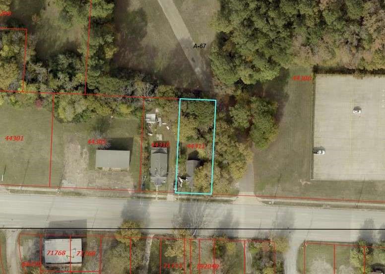 1025 E Young Street Property Photo 1