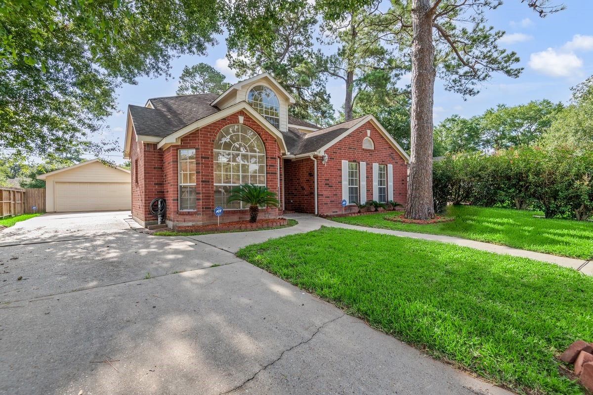 13310 Queensride Lane Property Photo 3