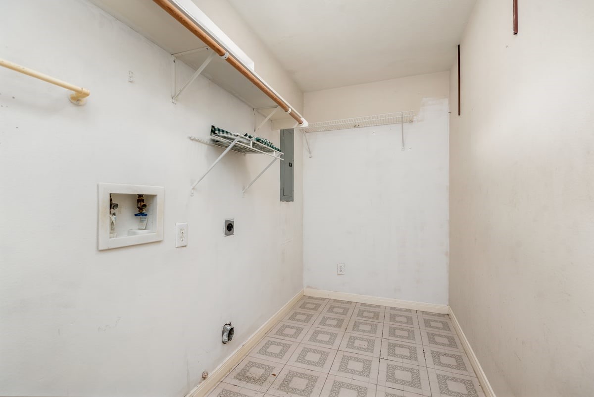 13310 Queensride Lane Property Photo 36