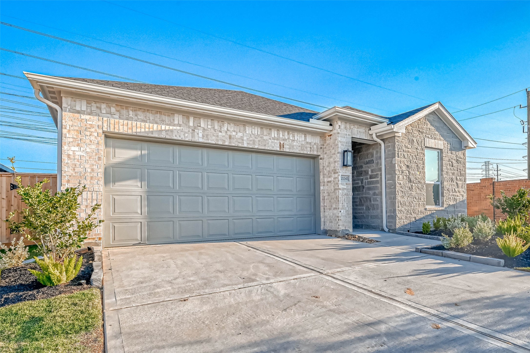 21543 Eads Creek Drive Property Photo 1