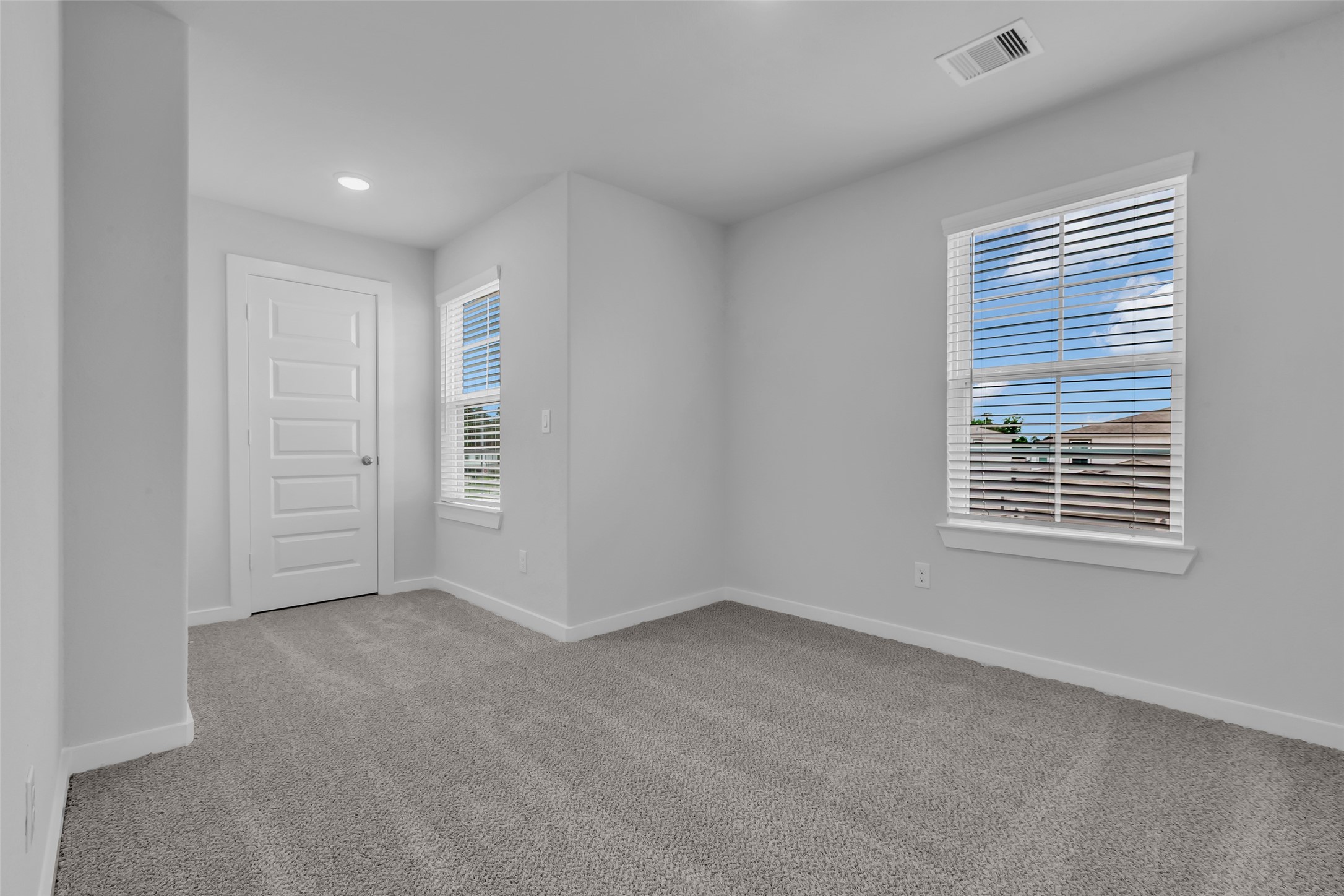 8442 Sweet Cherry Lane Property Photo 4