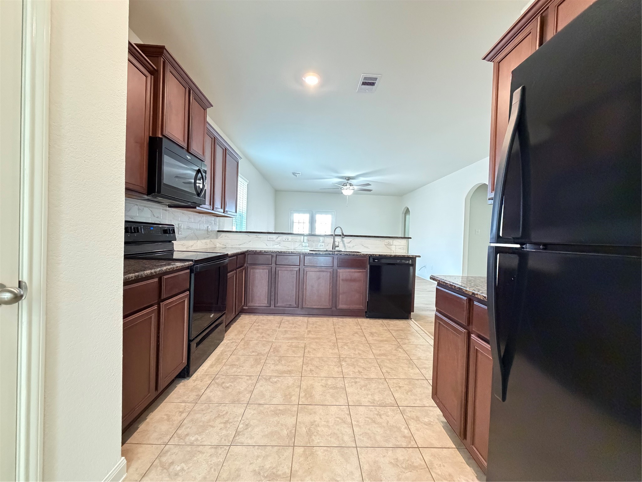 21322 Crimson Orchard Drive Property Photo 9