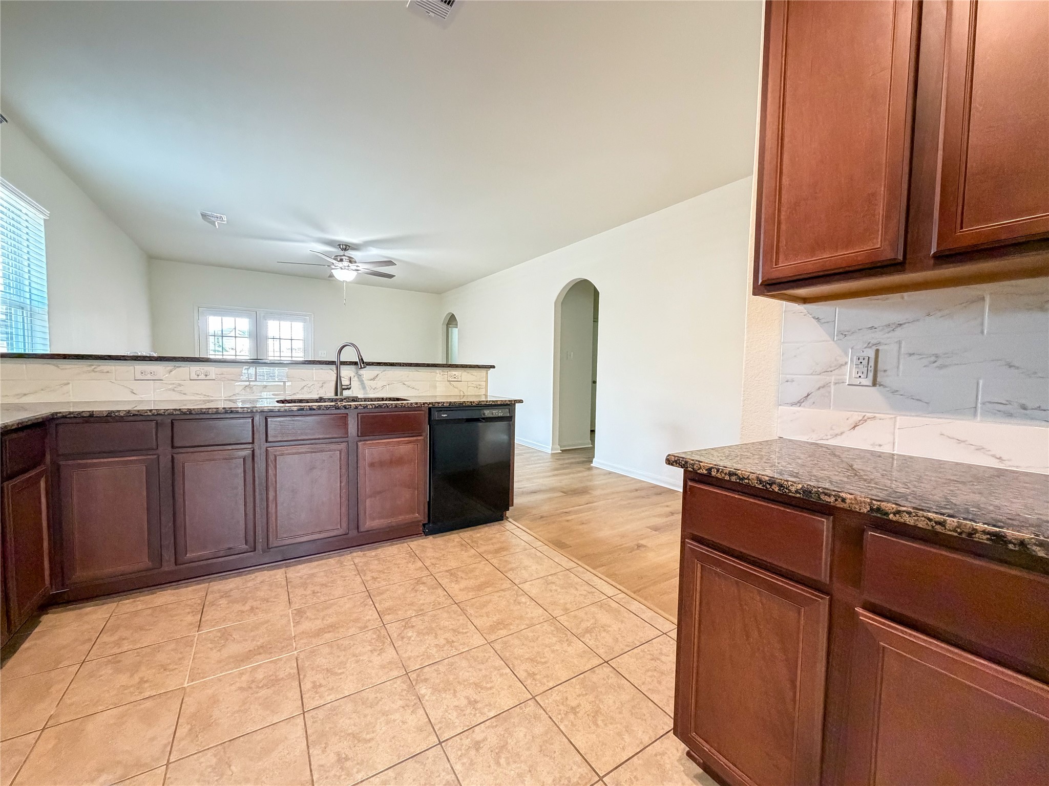 21322 Crimson Orchard Drive Property Photo 11