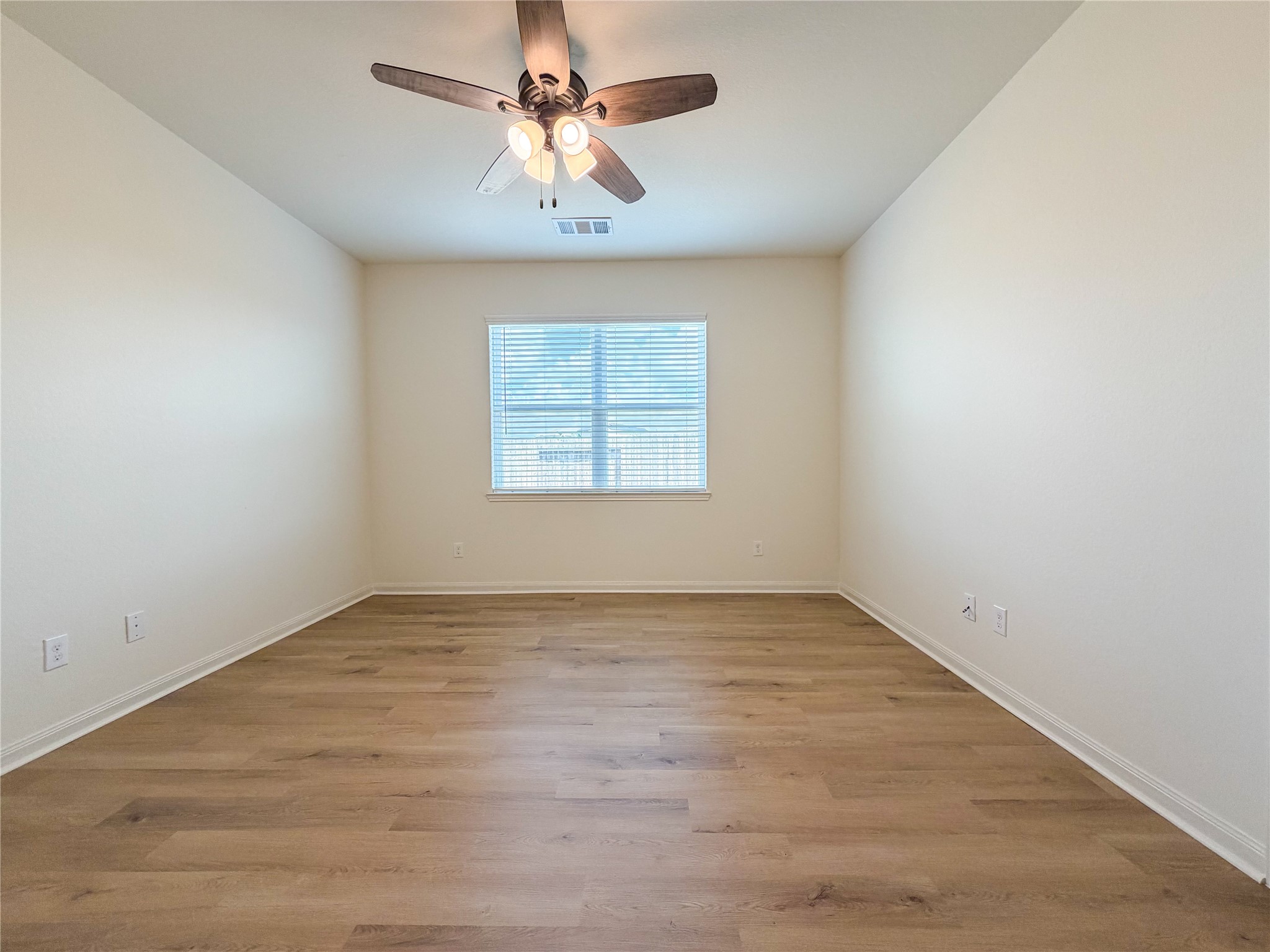 21322 Crimson Orchard Drive Property Photo 17