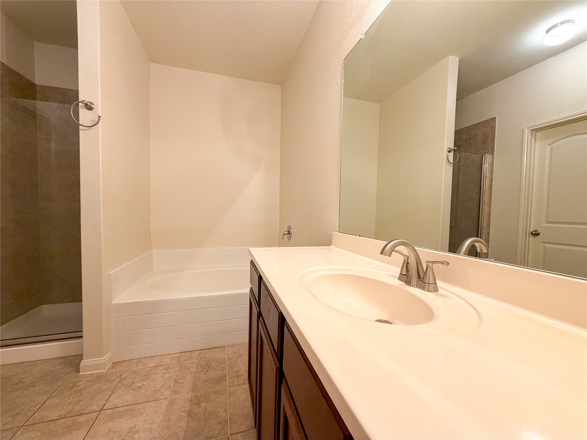 21322 Crimson Orchard Drive Property Photo 19