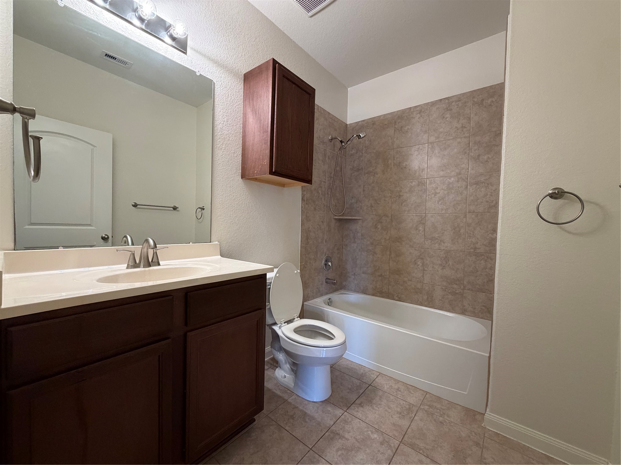 21322 Crimson Orchard Drive Property Photo 28