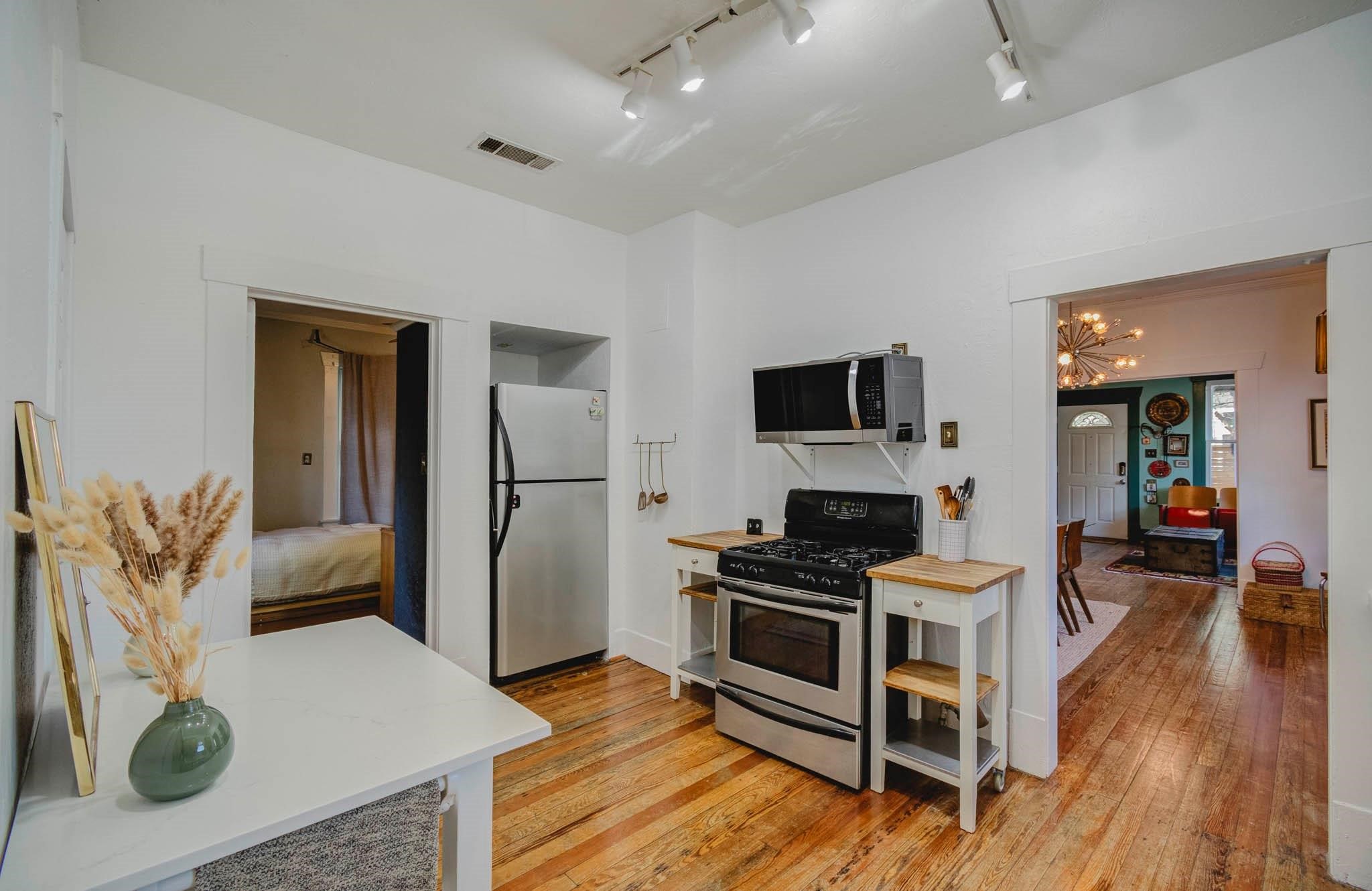 914 Snover Street Property Photo 15
