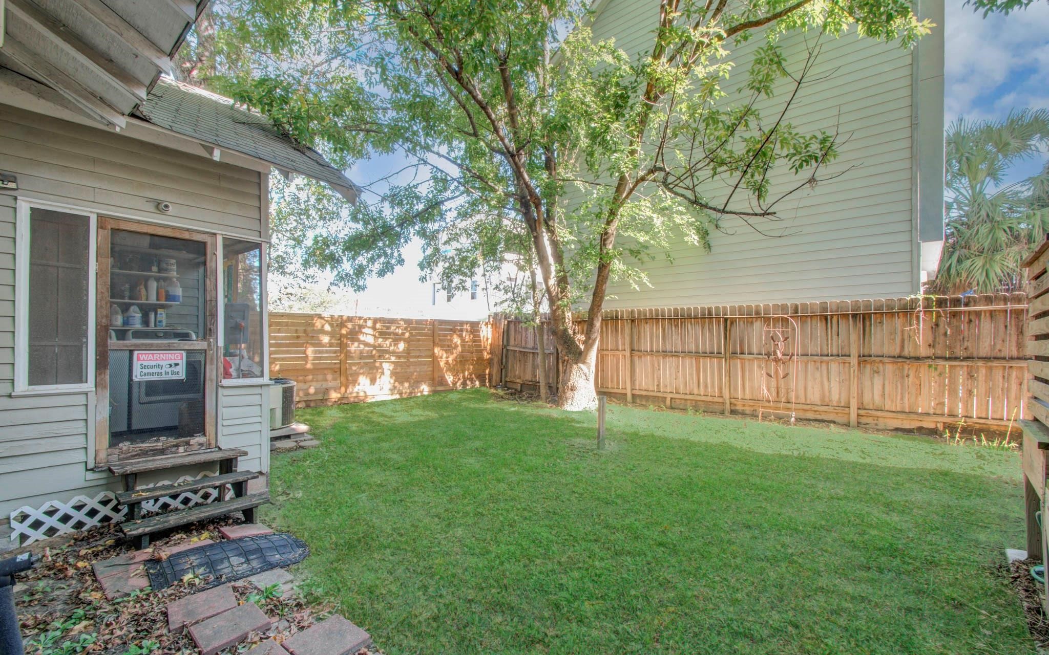 914 Snover Street Property Photo 23