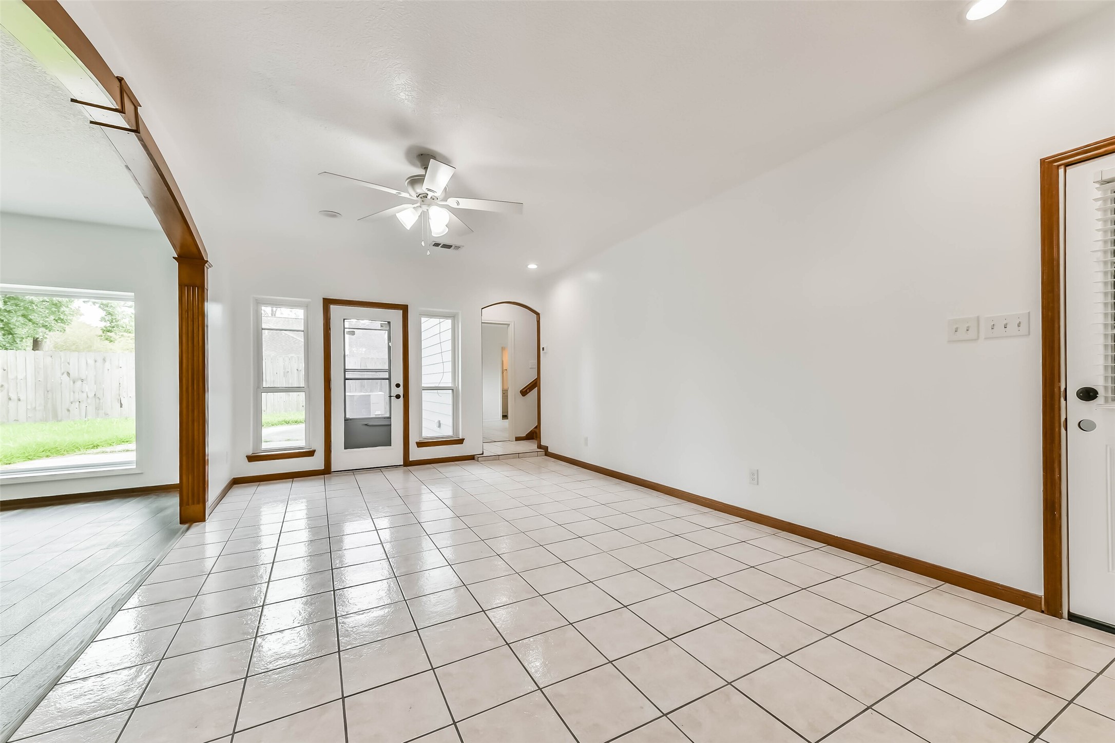8022 17th Green Drive Property Photo 12