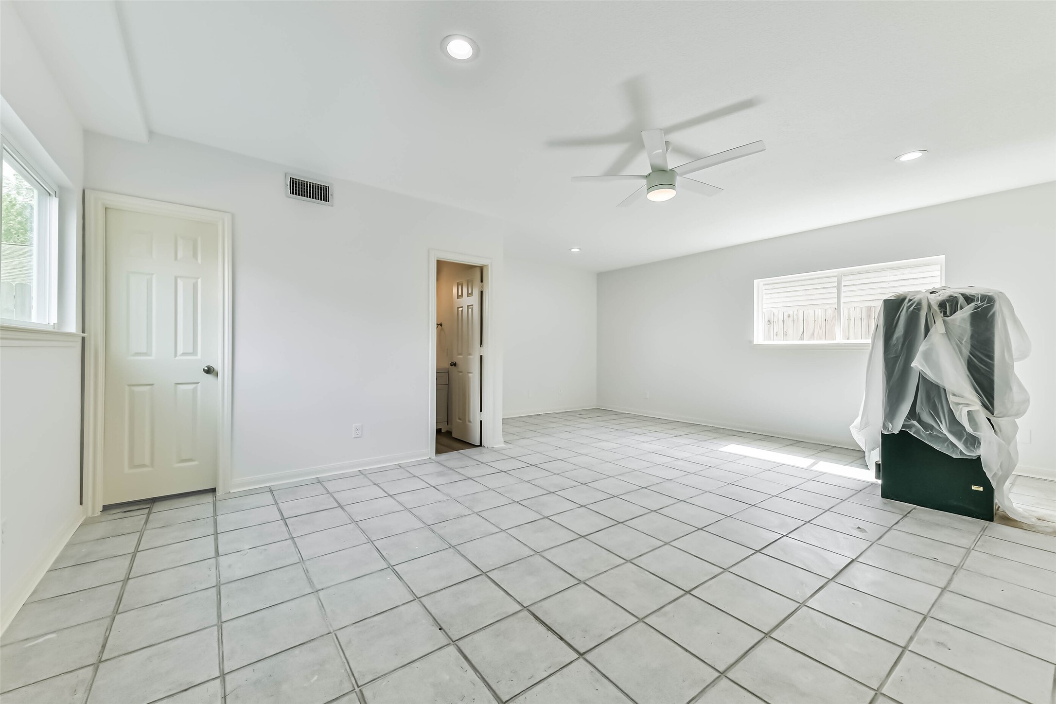 8022 17th Green Drive Property Photo 29